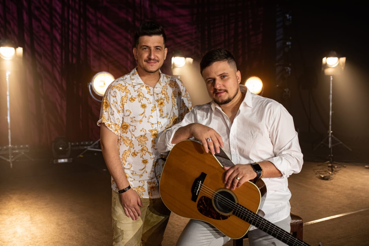 Com novo produtor musical, André e Felipe gravam projeto com um estilo mais pop congregacional