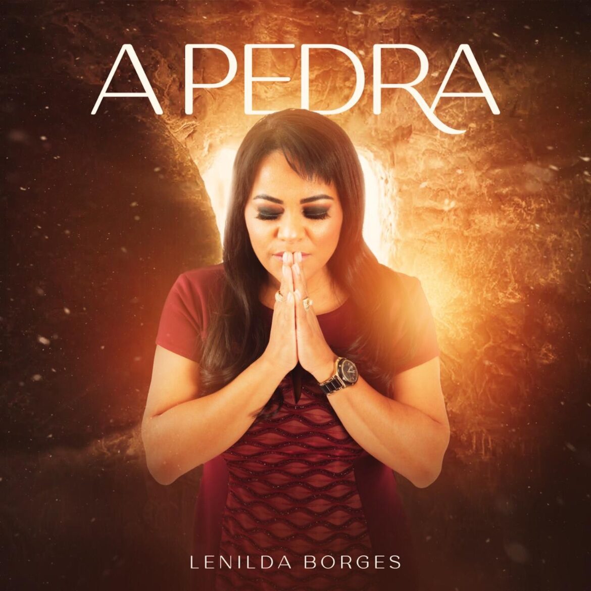 Lenilda Borges lança “A Pedra” canção que nos convida  a remover as pedras que nos afastam do milagre