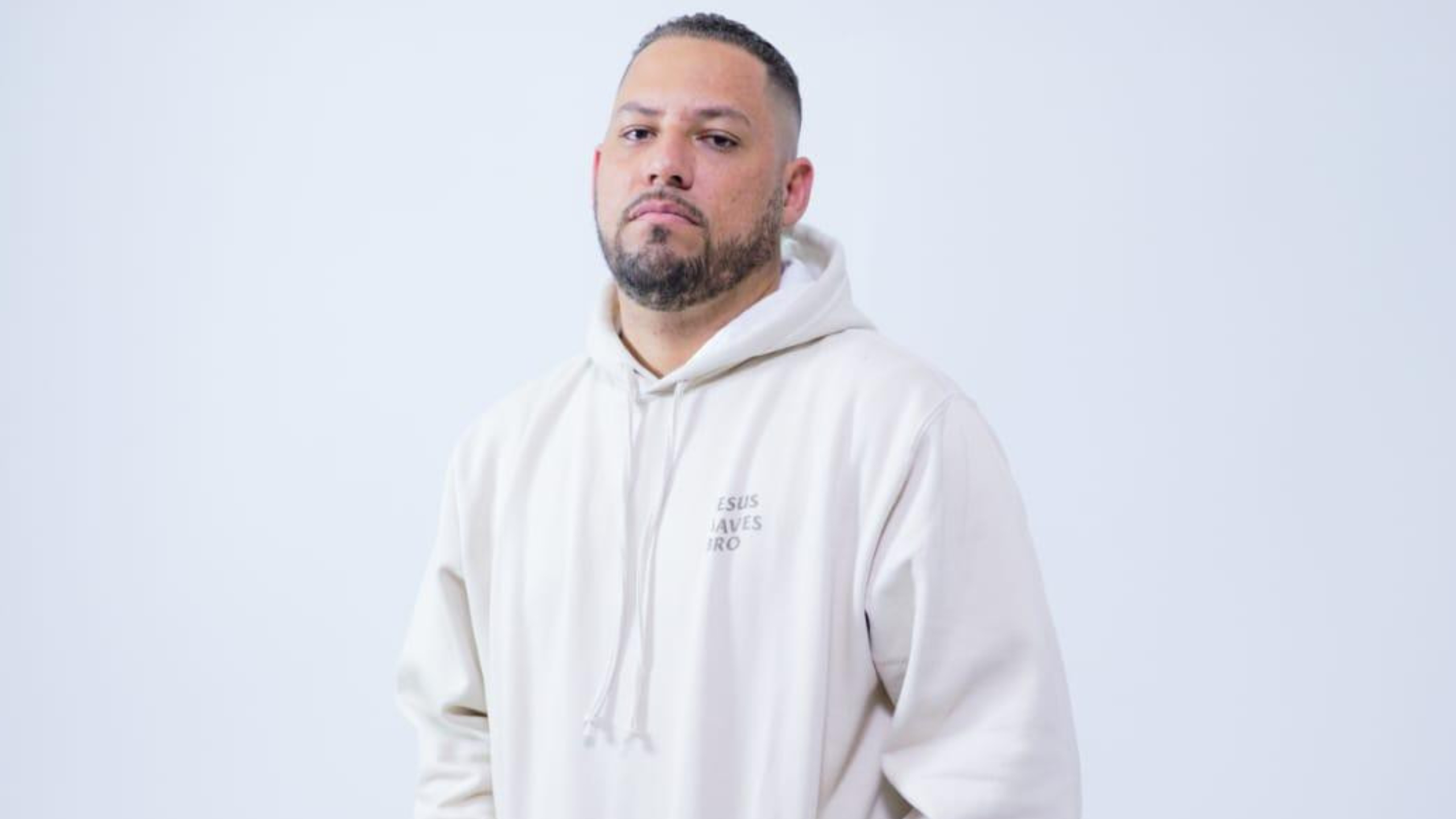 Kenedy Gomes lança “Virtuosa” pela Trindade Records