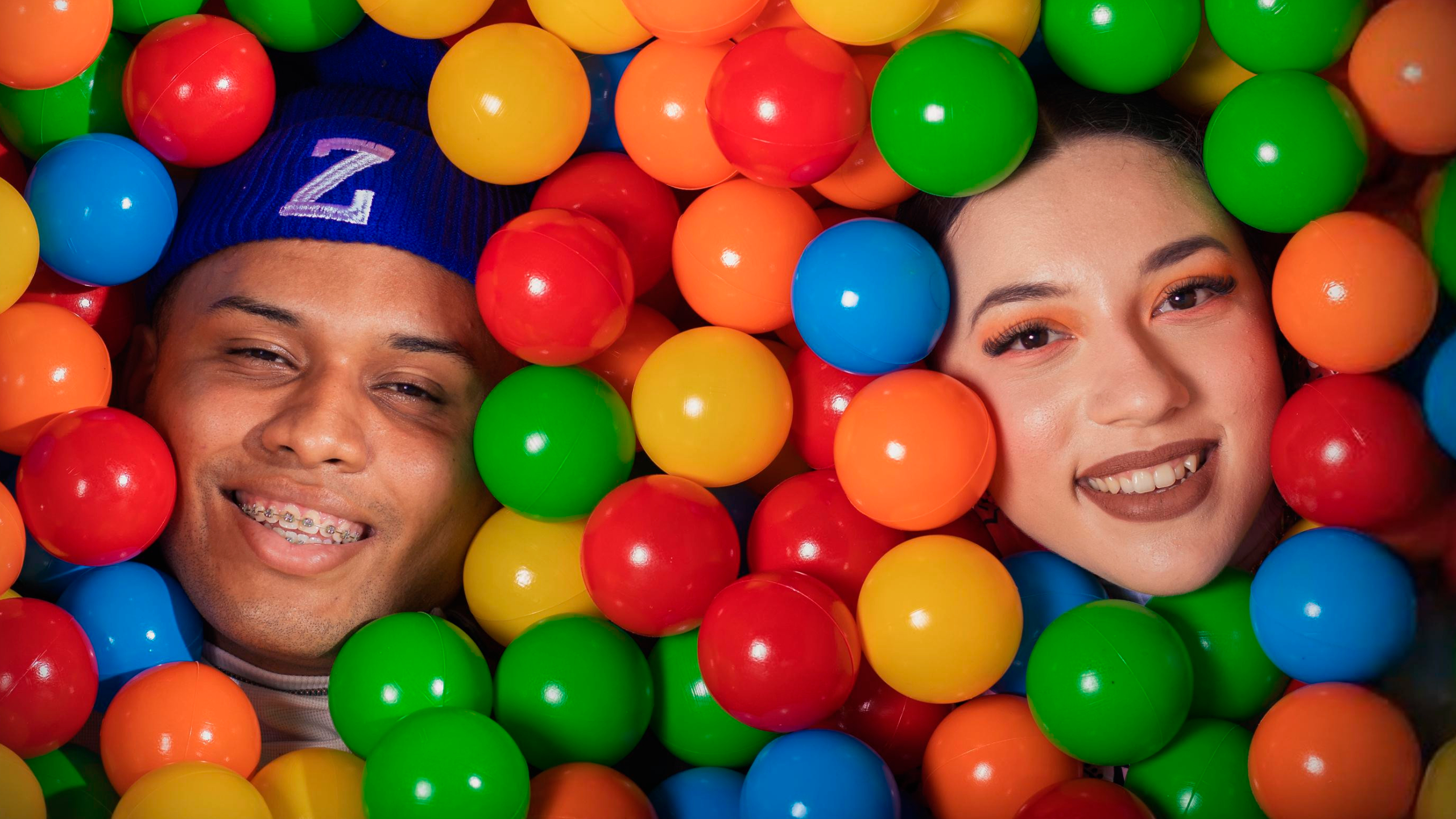 Beatriz Borgueti e ZÉZIIN lançam “Flores”, um single romântico que fala de um amor transformador: Jesus