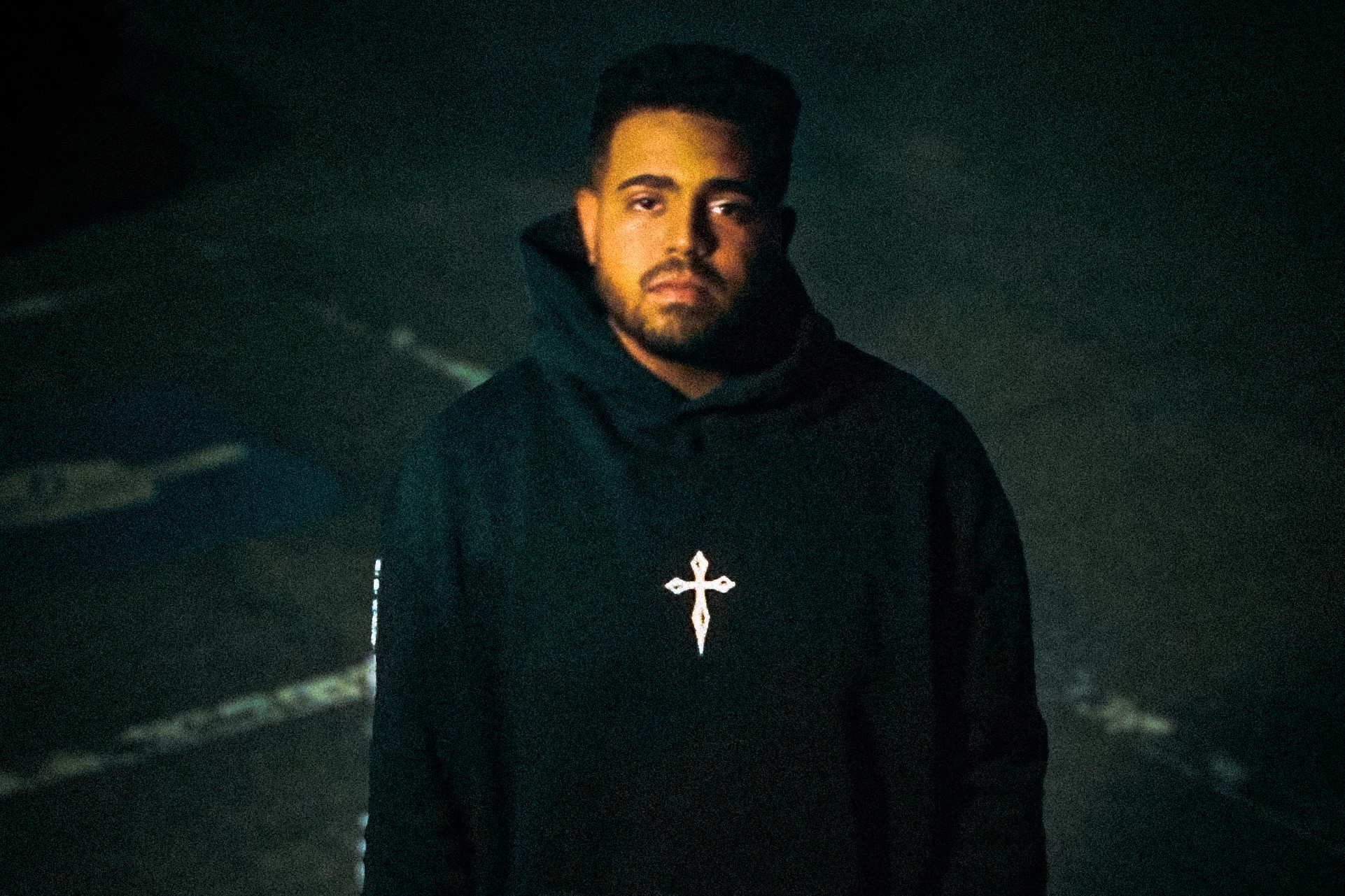 Silas Magalhães mistura trap e piseiro em sua nova música autoral “Meu Tudo”