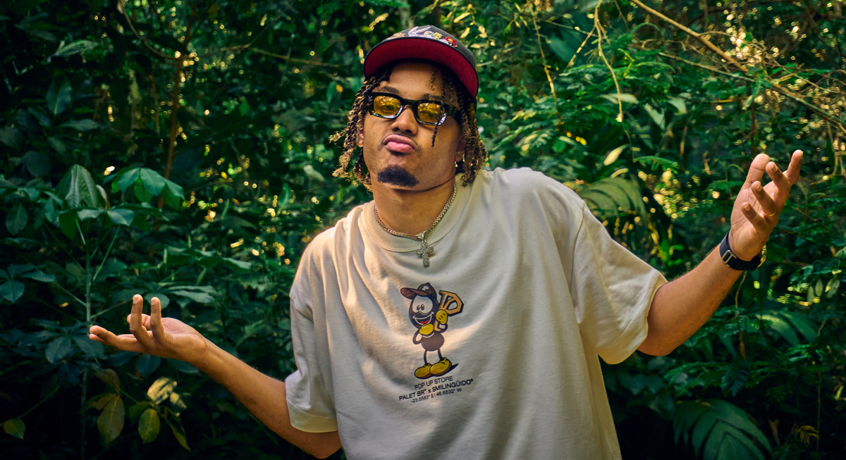 O trapper Brunno Ramos lança o single e clipe de “Pés Descalços” pela Universal Music