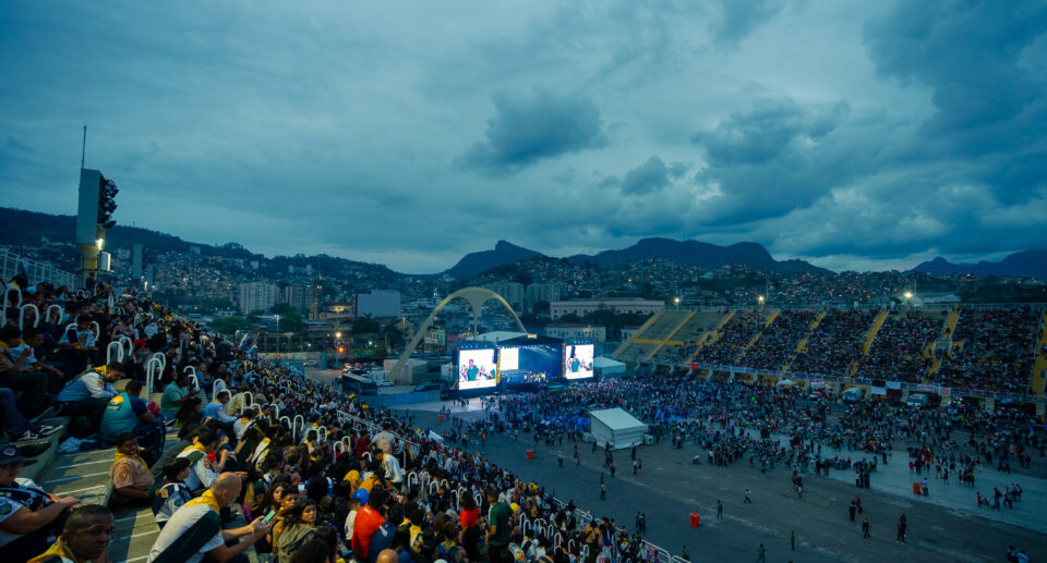 Milhares de pessoas lotaram a Praça da Apoteose para celebrar o Cariocão 2025