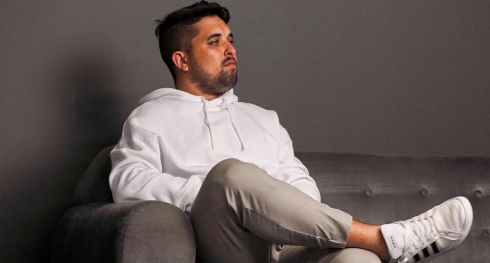 Alex Xavier lança “Nada se compara” e integra projeto Bless ONE com canção de gratidão e adoração