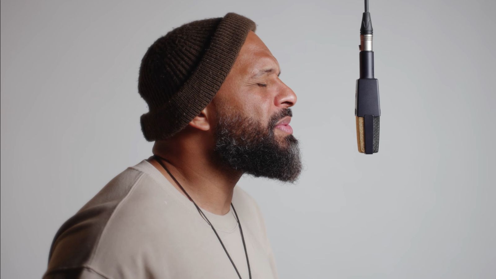 Pedrão é o novo single de Salomão do Reggae pela Flame Music e resgata a história de Pedro e Jesus