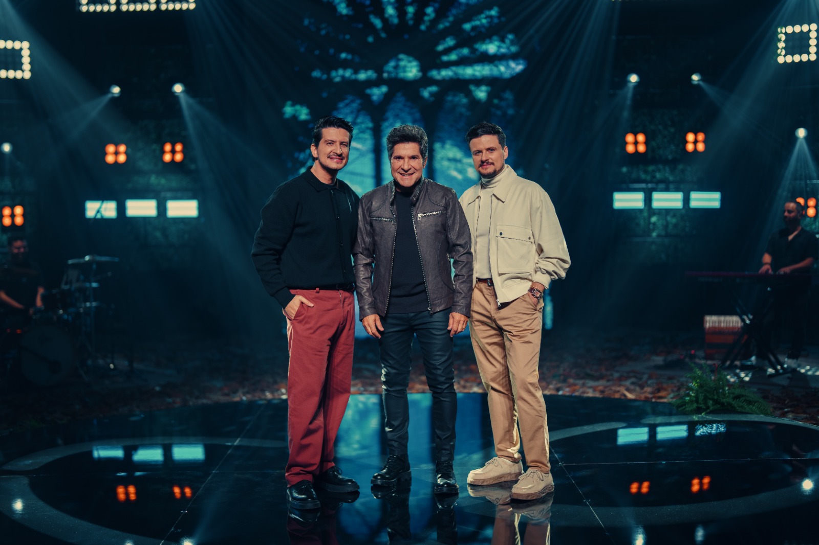 Em uma parceria inédita, André e Felipe collab Daniel na bela canção “Era A Mão De Deus”