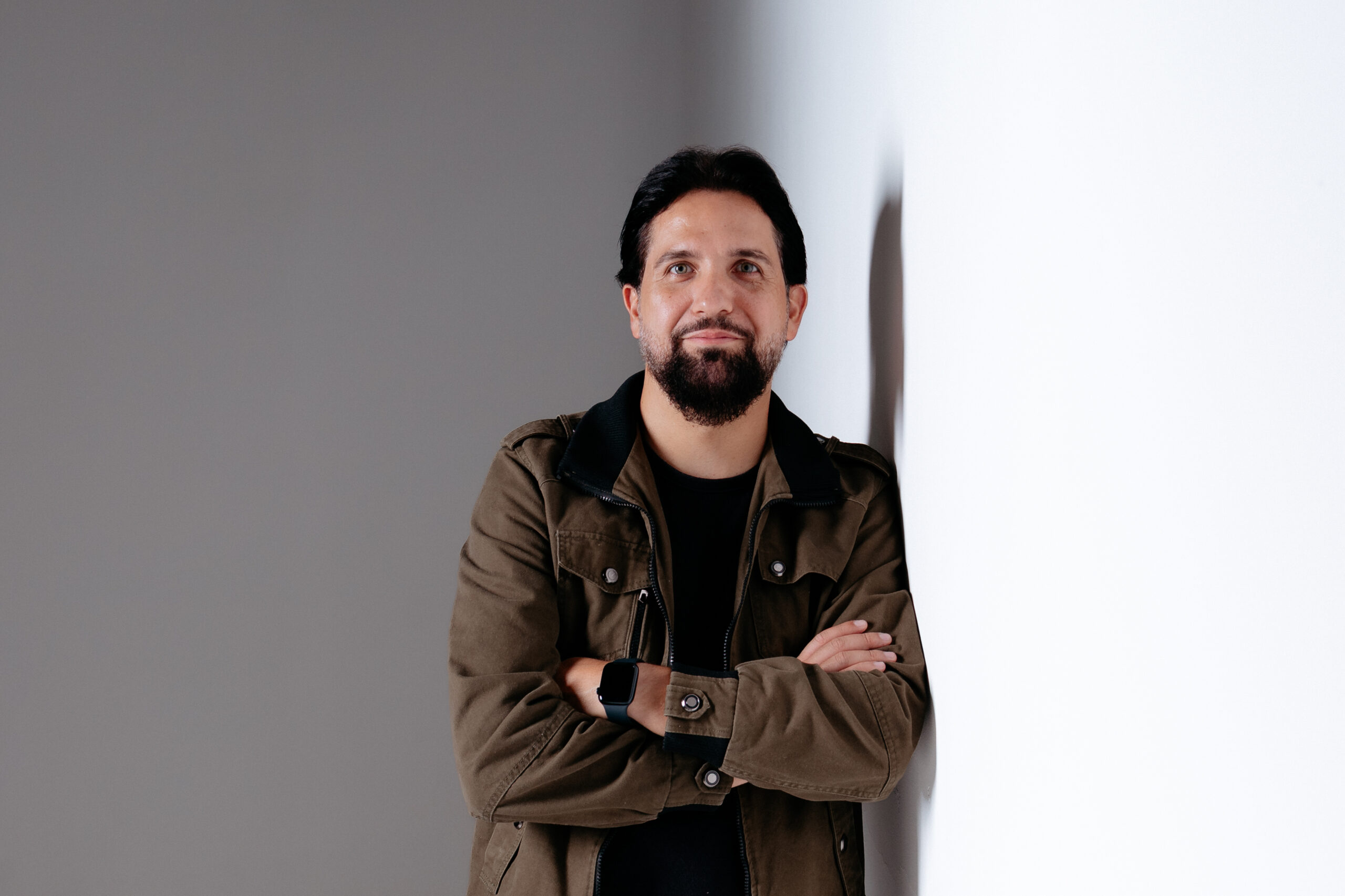 Gabriel Simões apresenta sua nova música de trabalho “Favor de Deus”