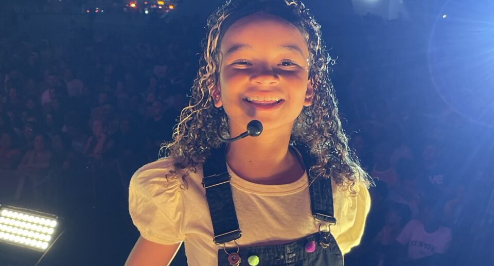 A cantora Maria Pita na Marcha pra Jesus de Niteroi. Foto: Divulgação.