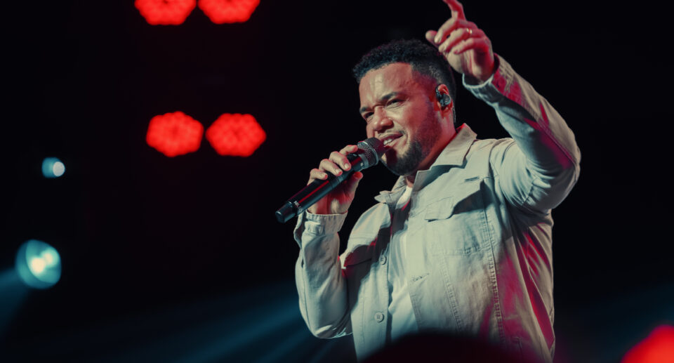 Nilson Junior lança “Não Me Abandonou”, canção que celebra a fidelidade de Deus em meio às tempestades da vida
