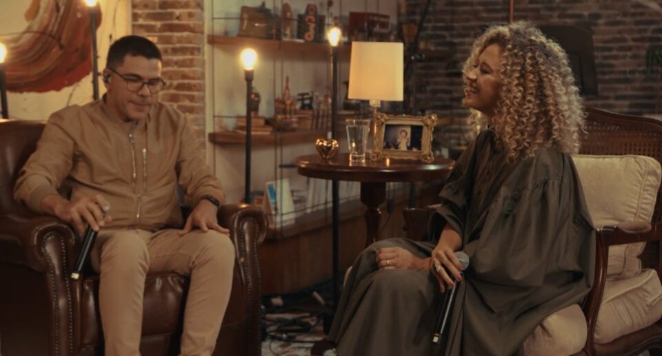 Arianne e Paulo César Baruk reacendem a força atemporal do clássico “O Espírito do Senhor”