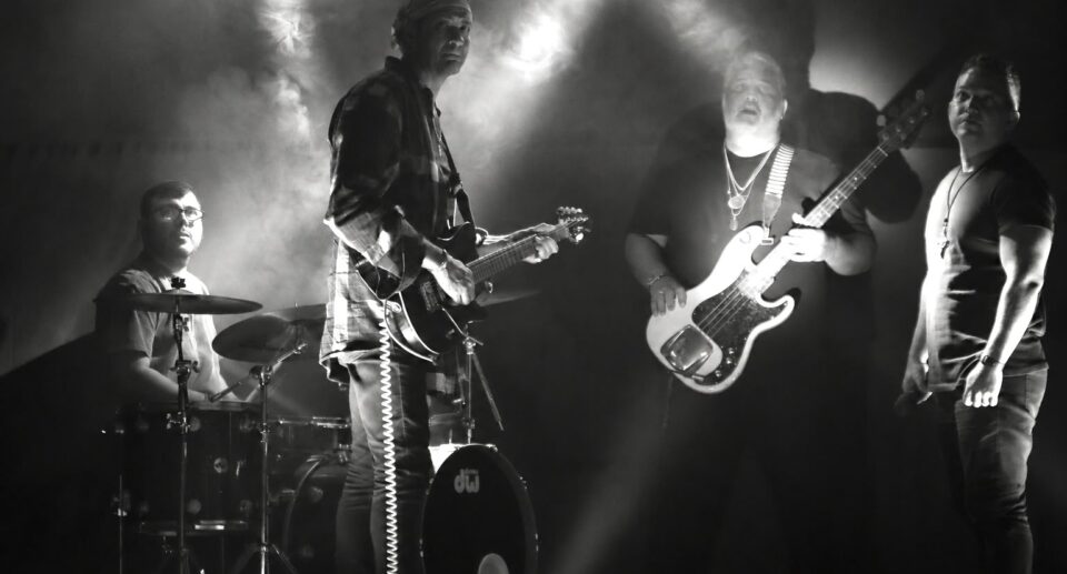 VIDE3 chega com “Convite à Mesa” e transforma experiências em rock com propósito
