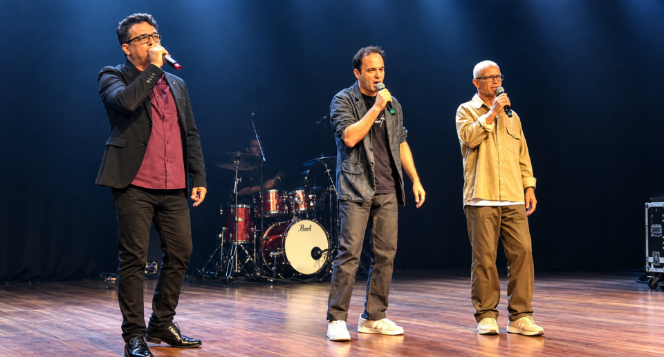 Os cantores Claudinho Maciel, Edu Silvera e Roberto Dom. Foto: Divulgação.