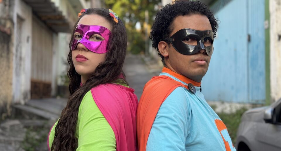 Beatriz Borgueti e ZÉZIIN apostam na cultura gamer para ampliar o alcance de “GAME OVER”