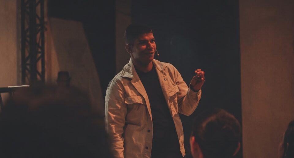O pastor Marcos Jr., da Comunidade Aljava. Foto: Divulgação.