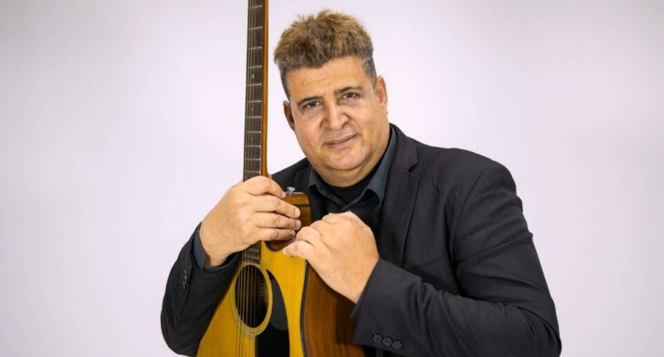 Do salgadinho na rua ao rádio em todo o Brasil: Robby completa 35 anos de ministério