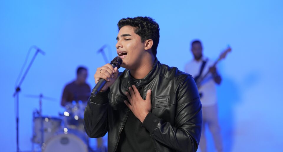 Vinicius Santos lança o single “Bartimeu” pela Gravadora Louvor Eterno
